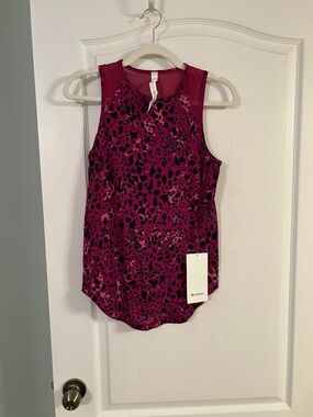 lululemon athletica Women's Magenta leopard sculpt Athletic Tank